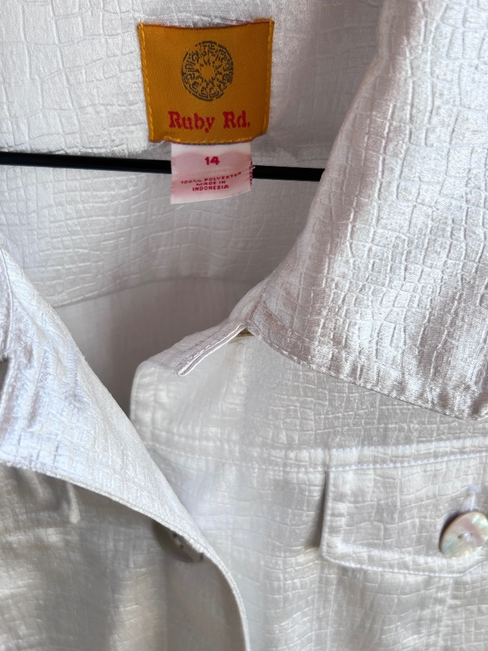 Ruby Rd. White Textured Button Front Jacket Size 14 - Picture 3 of 5